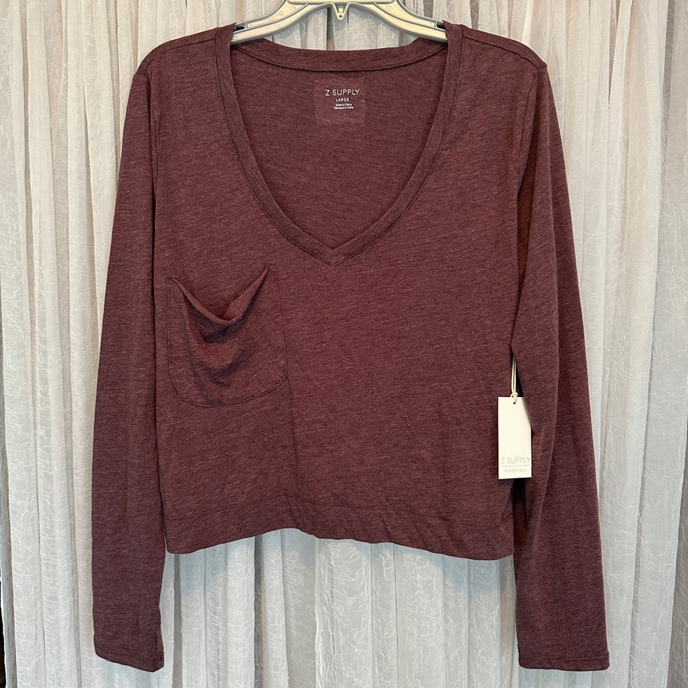 Z Supply - NWT - long sleeve v-neck crop top!